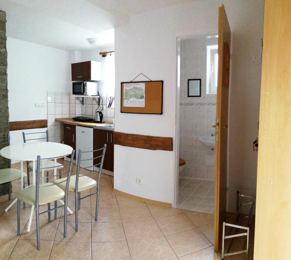 Vanessa Apartments Bešeňová Εξωτερικό φωτογραφία
