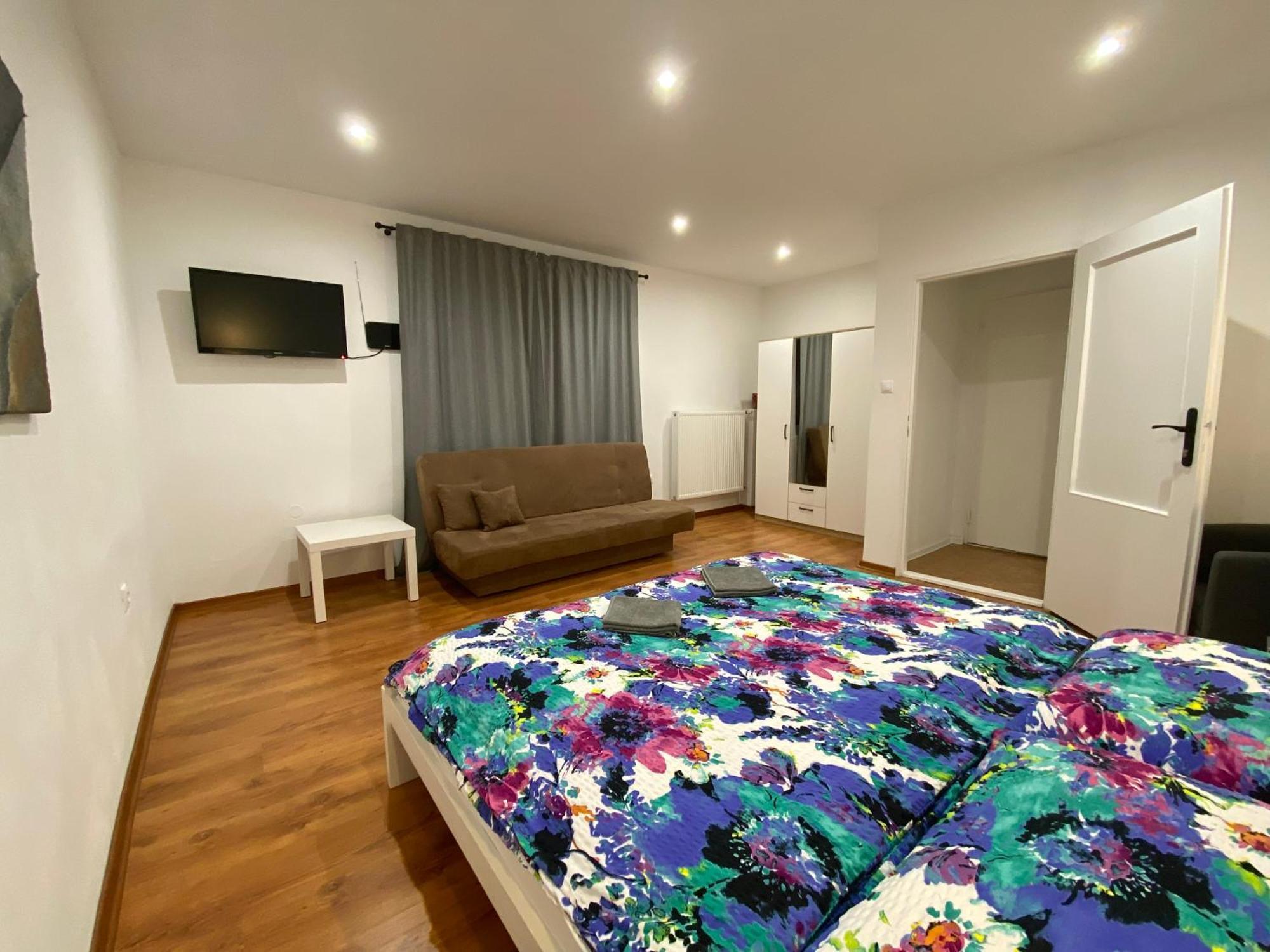 Vanessa Apartments Bešeňová Εξωτερικό φωτογραφία